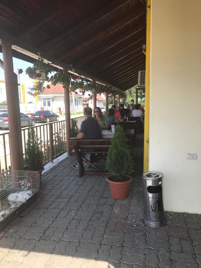 Km 80 Restaurant & Hotel Mavrodolu Exterior foto